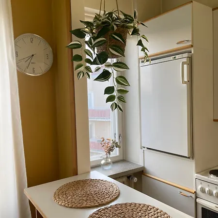 The Golden Glow Appartement *